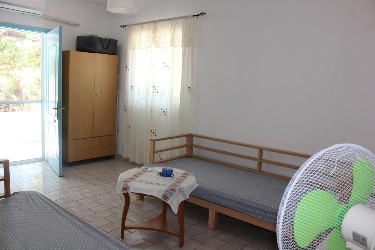 Aaron Apartments Ферма Екстериор снимка